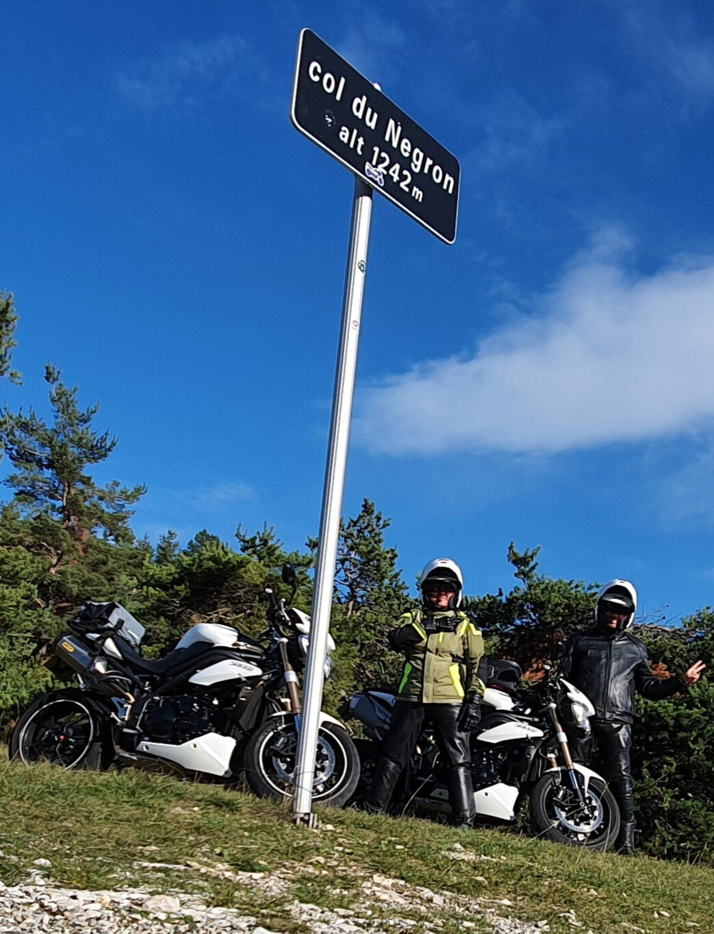 Col du Negron - France - Triumph - Klim - Shoei